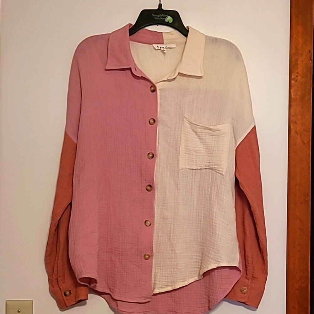 Heyday button front crinkle shirt 100% cotton mauve & ivory color M